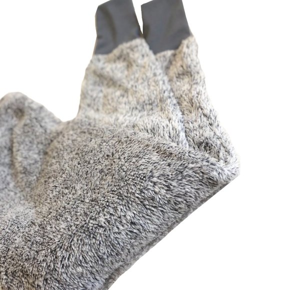 NWOT - Warm & Cozy Fluffy Grey Pyjama /Sweatpants - Picture 2 of 6